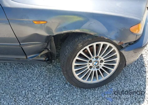 2002 BMW 325Xi из США, поврежденный, VIN WBAEU33422PF58081